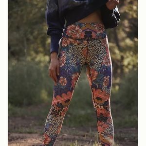 Anthropologie Free People Leggings- Size: Medium.